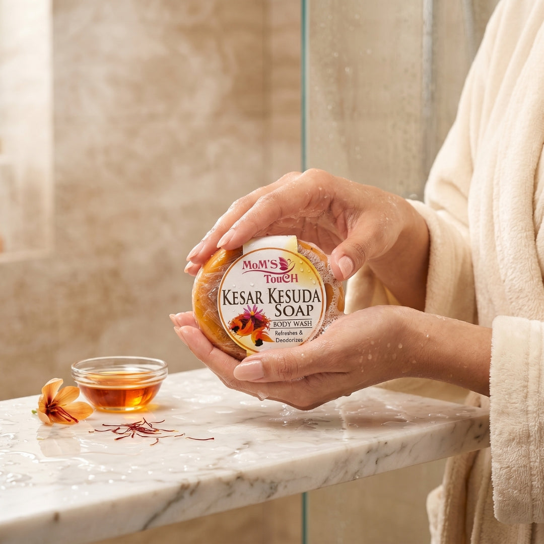 MoM'S TouCH ® KeSAR KeSuDA SoAP | ReFReSHeS & DEoDoRiZeS | WiTH VITAMIN-E & NEEM EXTRACT | BoDY WASH | 90gm |