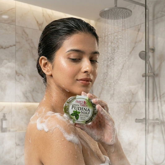 MoM'S TouCH ® GReeN PuDiNA SoAP | FiGHTS SKiN INFeCTioNS | WiTH VITAMIN-E & NEEM EXTRACT | BoDY WASH | 90gm |